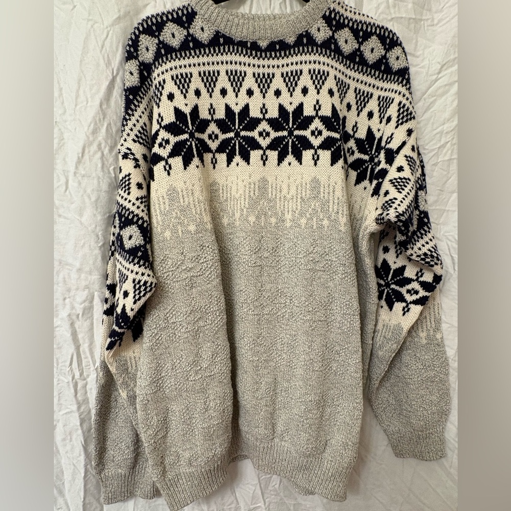 Vintage Cambridge Classics Nordic/fair Isles style sweater. Men’s size XL.